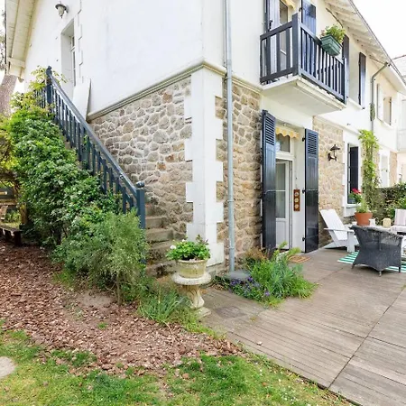 Grande Equipee Dans Maison Bauloise Proche Kitch Sde Wc Lit 160 民宿 *